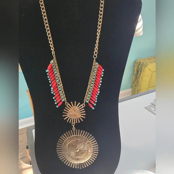 Elegant Gold and Red Squash Blossom Styled Necklace - Picture 5 of 6